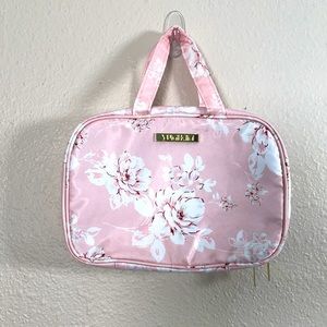 Toiletries Bag
